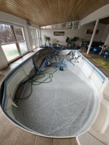 Renovace stareho bazenu